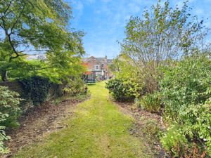 Photo 11- click for photo gallery